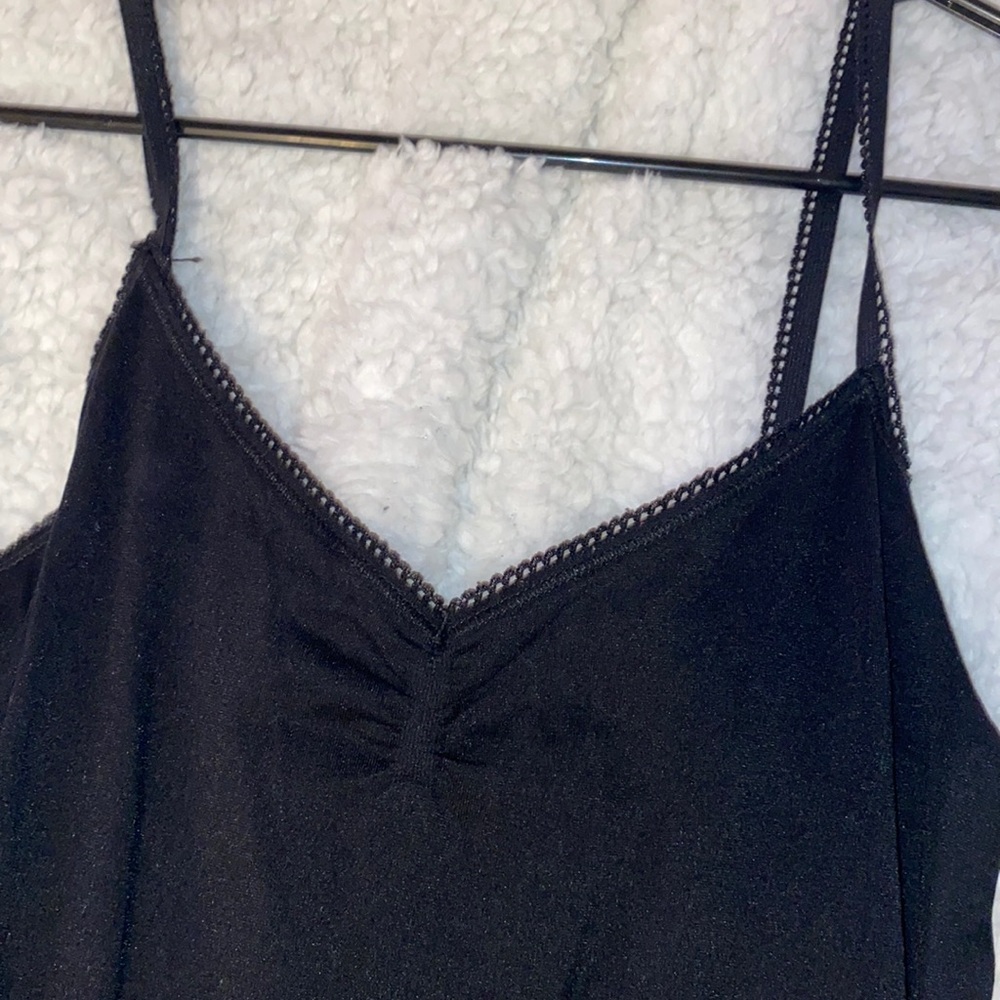 Seamless under shirt or tank top